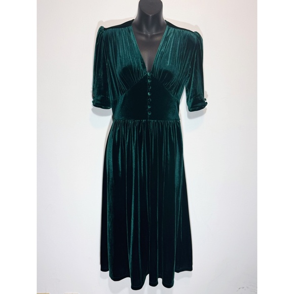 Lauren Ralph Lauren Puff Sleeve Velvet Midi Dress - Picture 2 of 9